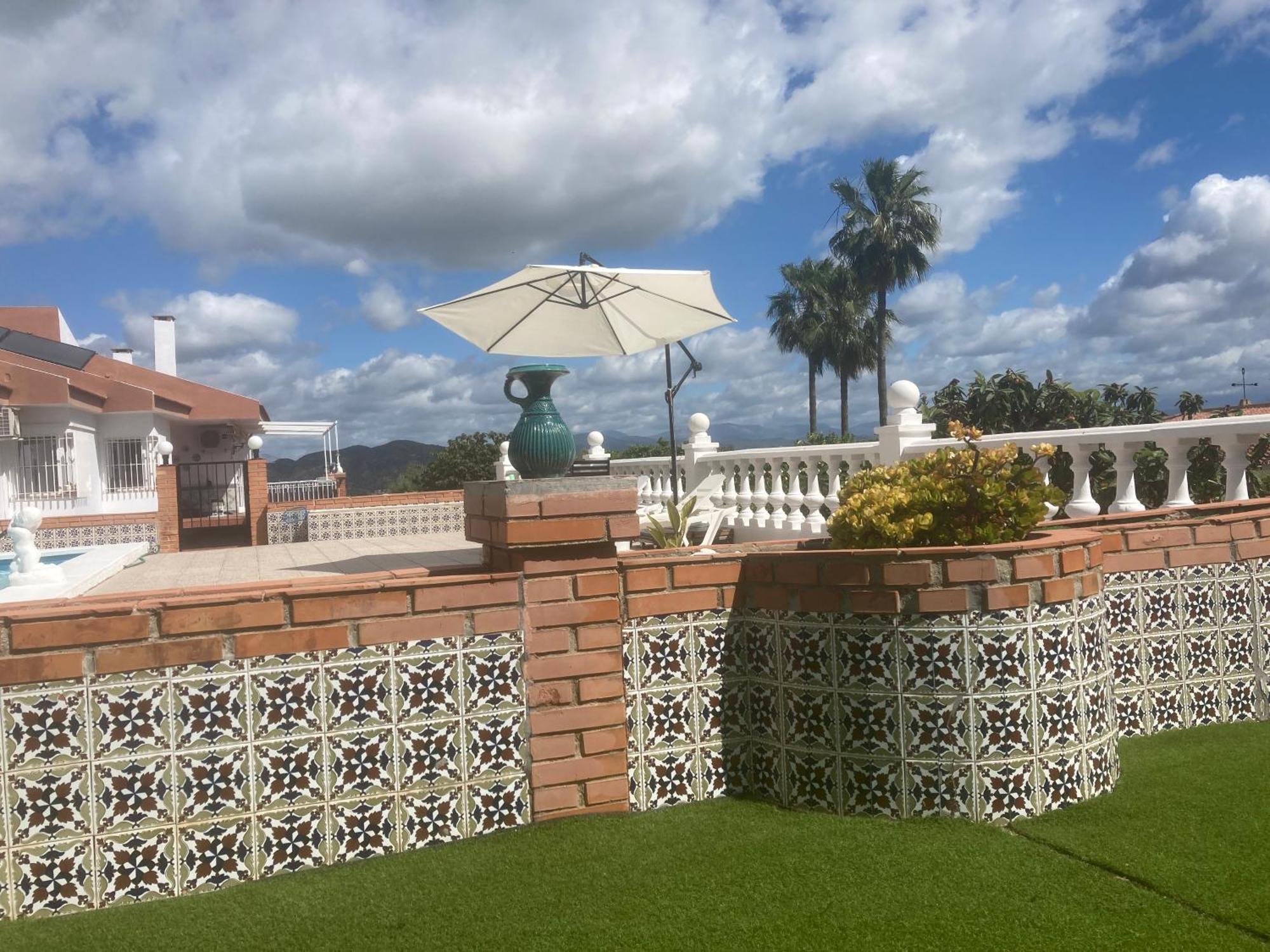Vakantieverblijf Villa Kluever アラウリン・デ・ラ・トレ エクステリア 写真